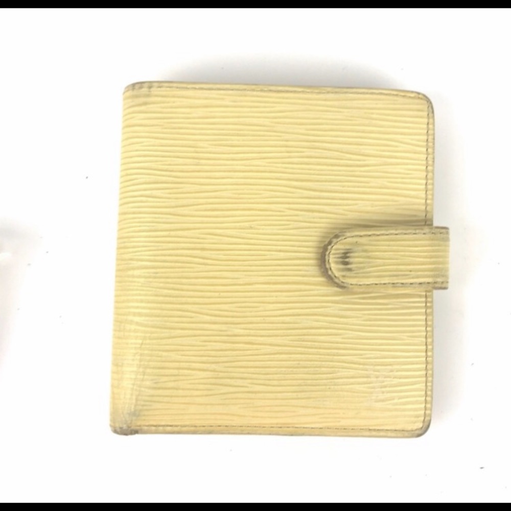 2x HP 🎉 Louis Vuitton Epi Leather Classic Bifold Wallet Bag Rare Designer